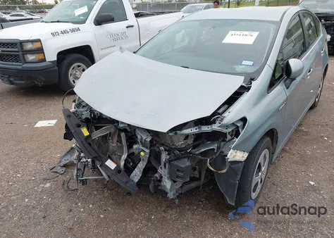 2015 Toyota Prius Two z USA, uszkodzony, nr VIN JTDKN3DU1F1900207